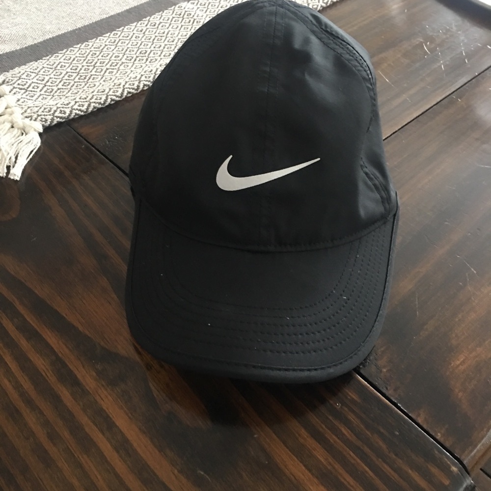 Nike DryFit Women’s Hat